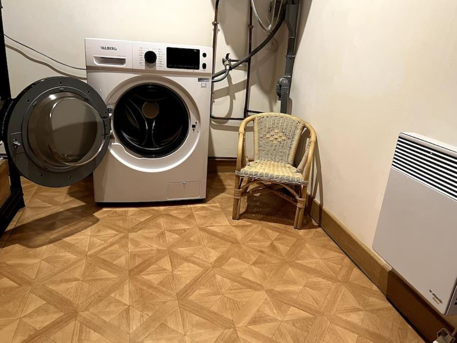Appartement Calme Au Coeur Du Jardin Violaines Exterior foto