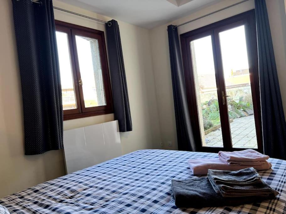 Appartement Calme Au Coeur Du Jardin Violaines Exterior foto
